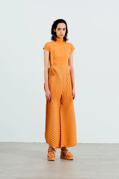 Look 18